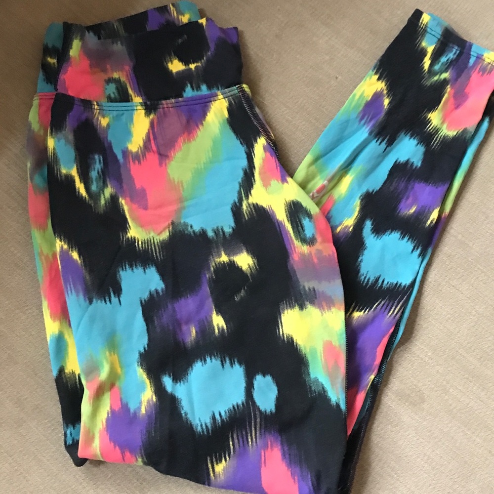 Super cute, bright colored Dona Jo leggings!
