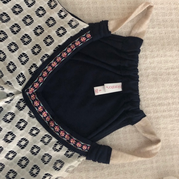 Summer top - Picture 2 of 2