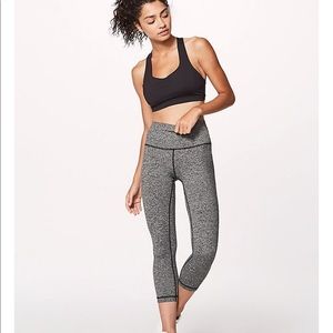Lululemon Wonder Under Crop high rise 21”