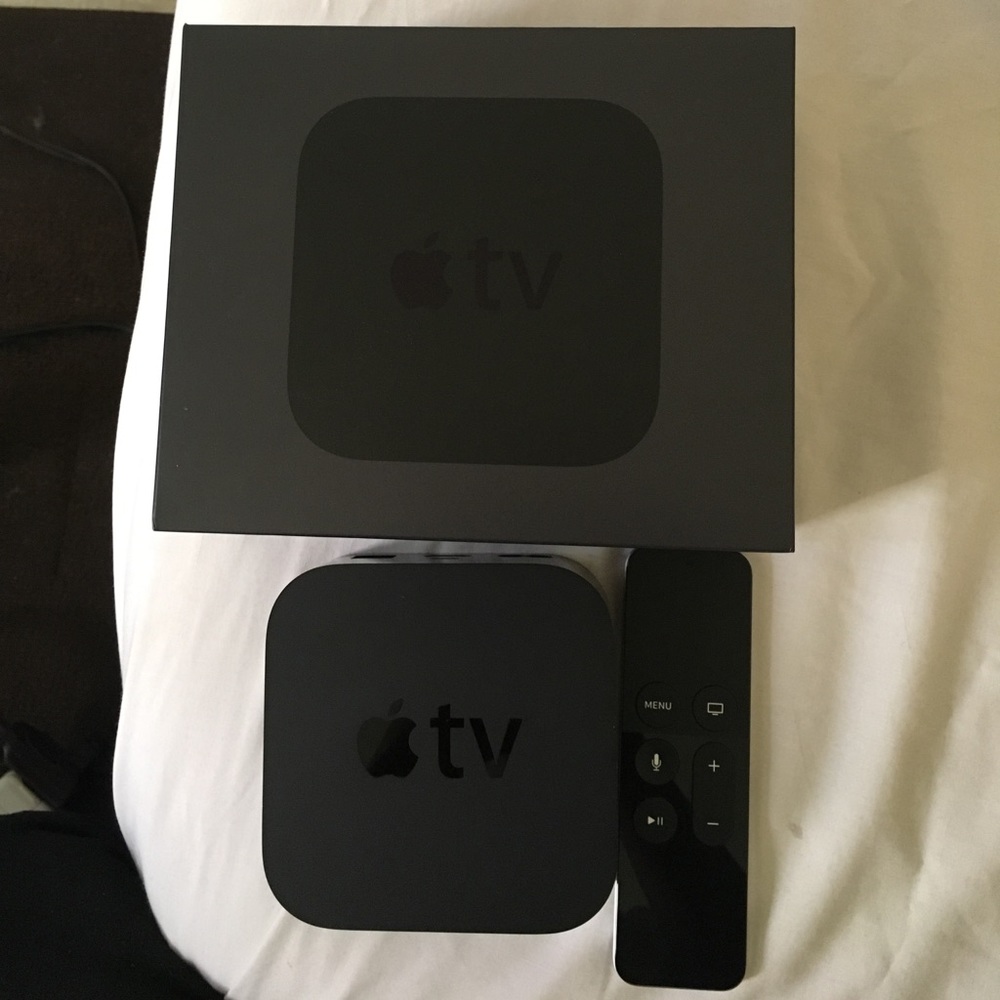 32GB 4th Generation Black Apple TV