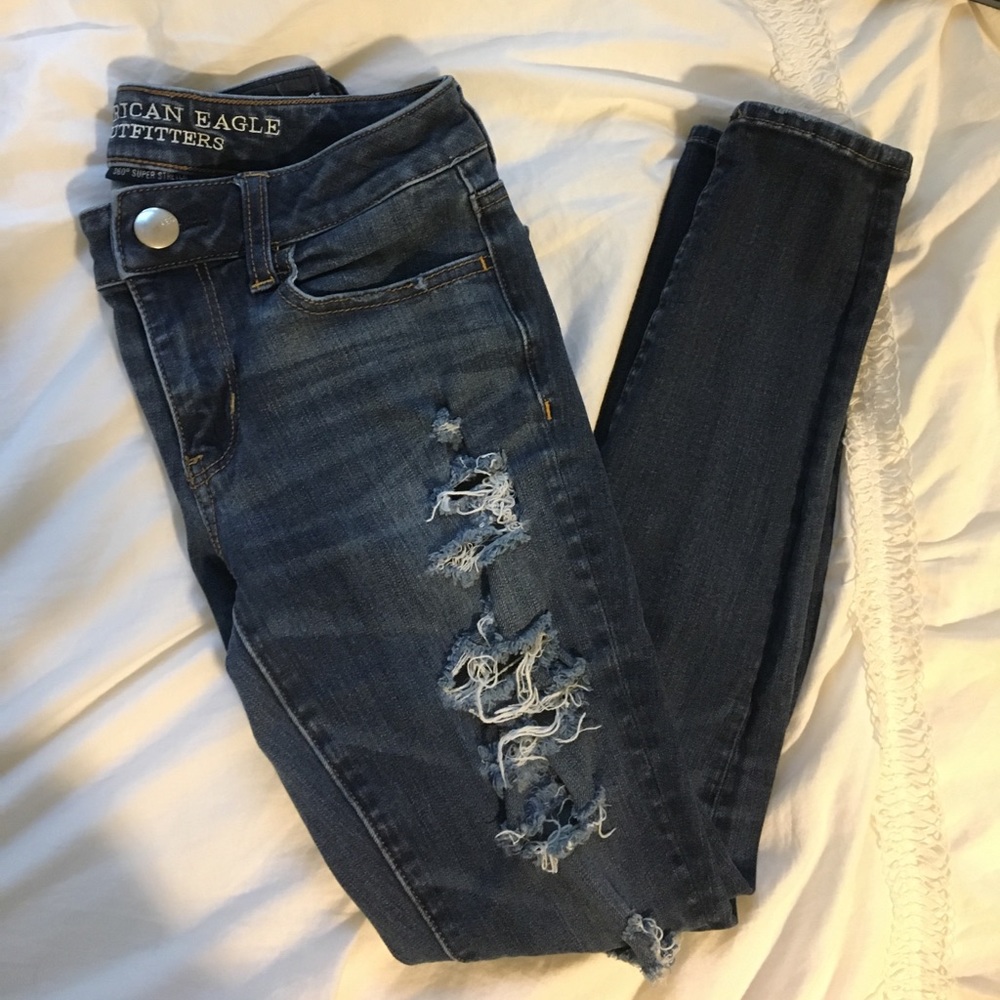 American Eagle Ripped/Distressed Skinny Jeans