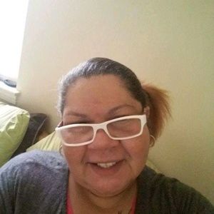 Meet your Posher, Davena