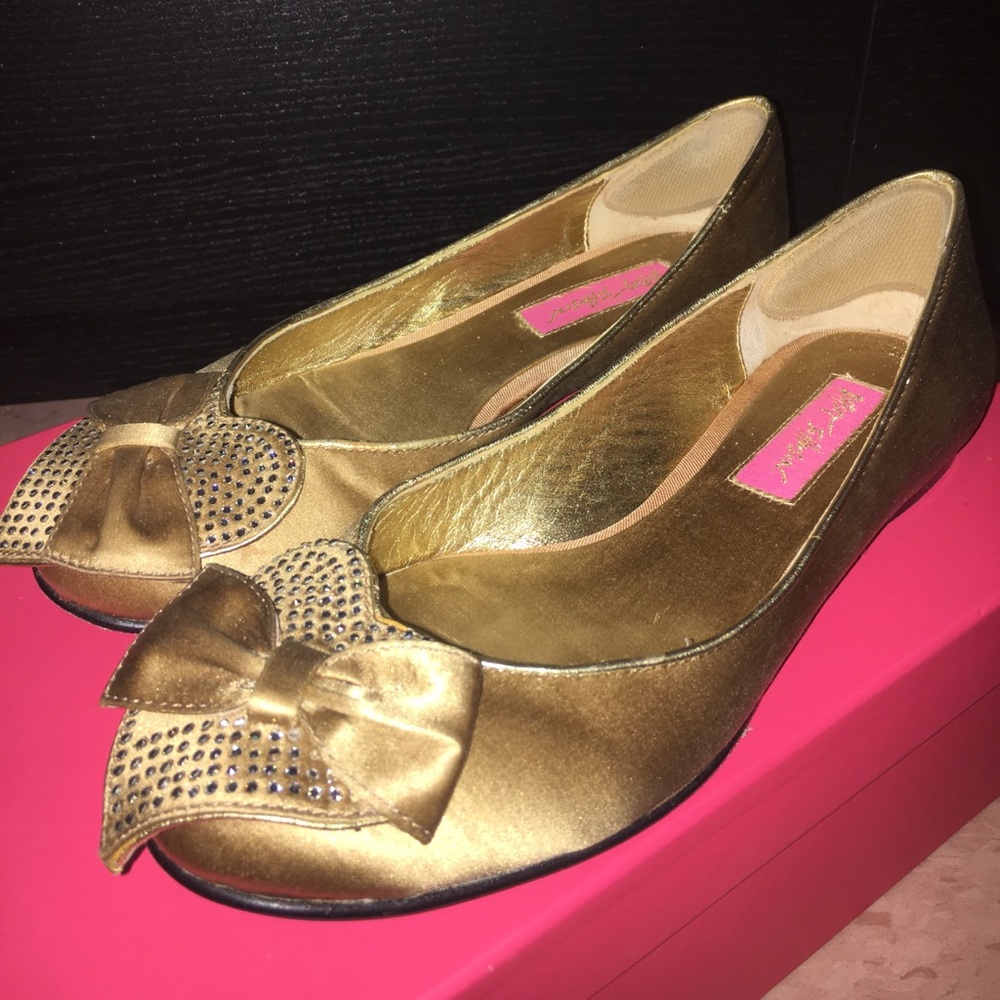 Betsey Johnson Gold Flats