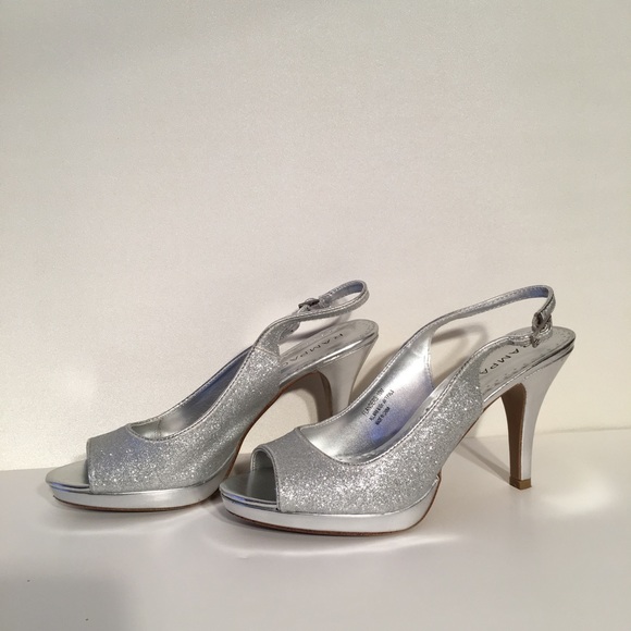 Rampage Flanders Silver Glitter Pump Size 10 - Picture 3 of 8