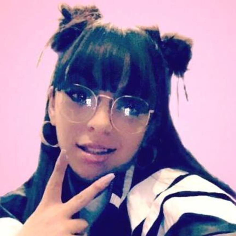 Meet your Posher, Sheila