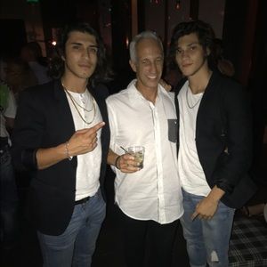 Meet your Posher, Nicholas