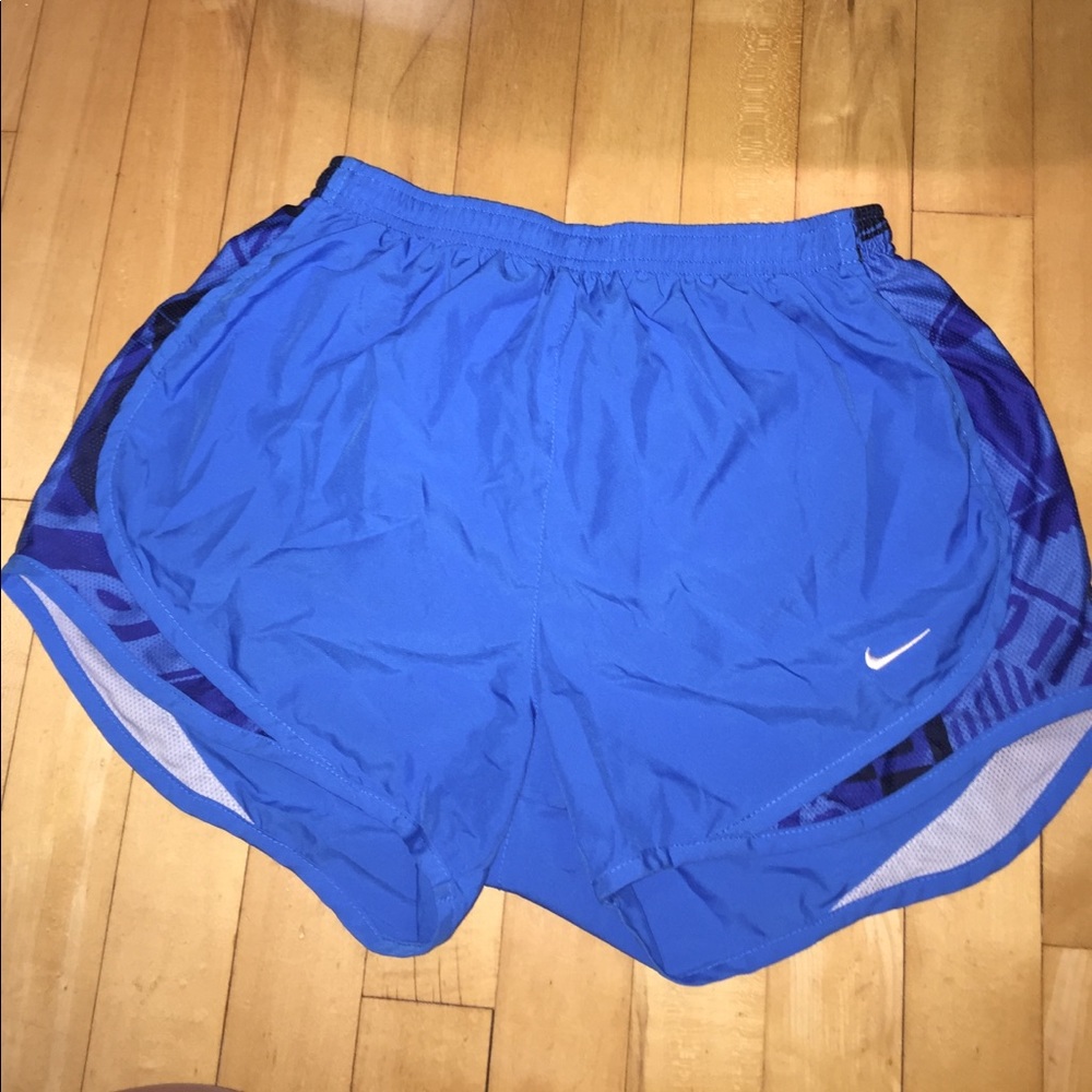 Nike tempo shorts blue small