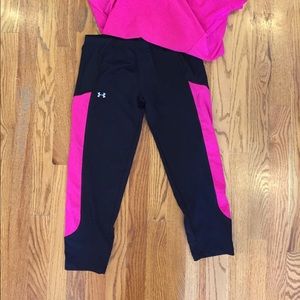 Under Armour Capri black and dark pink