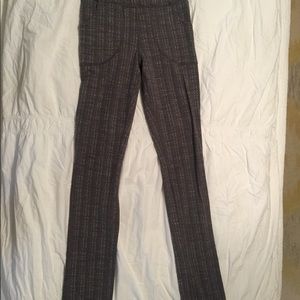 Lululemon Wunder Under Pants. Size 2