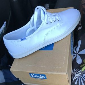 White Keds