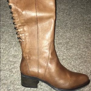 Tall brown Steven madden boots