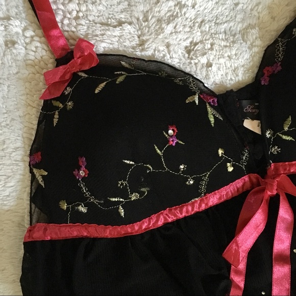 NWT Victoria Secret’s Babydoll Top in Black - Picture 5 of 8