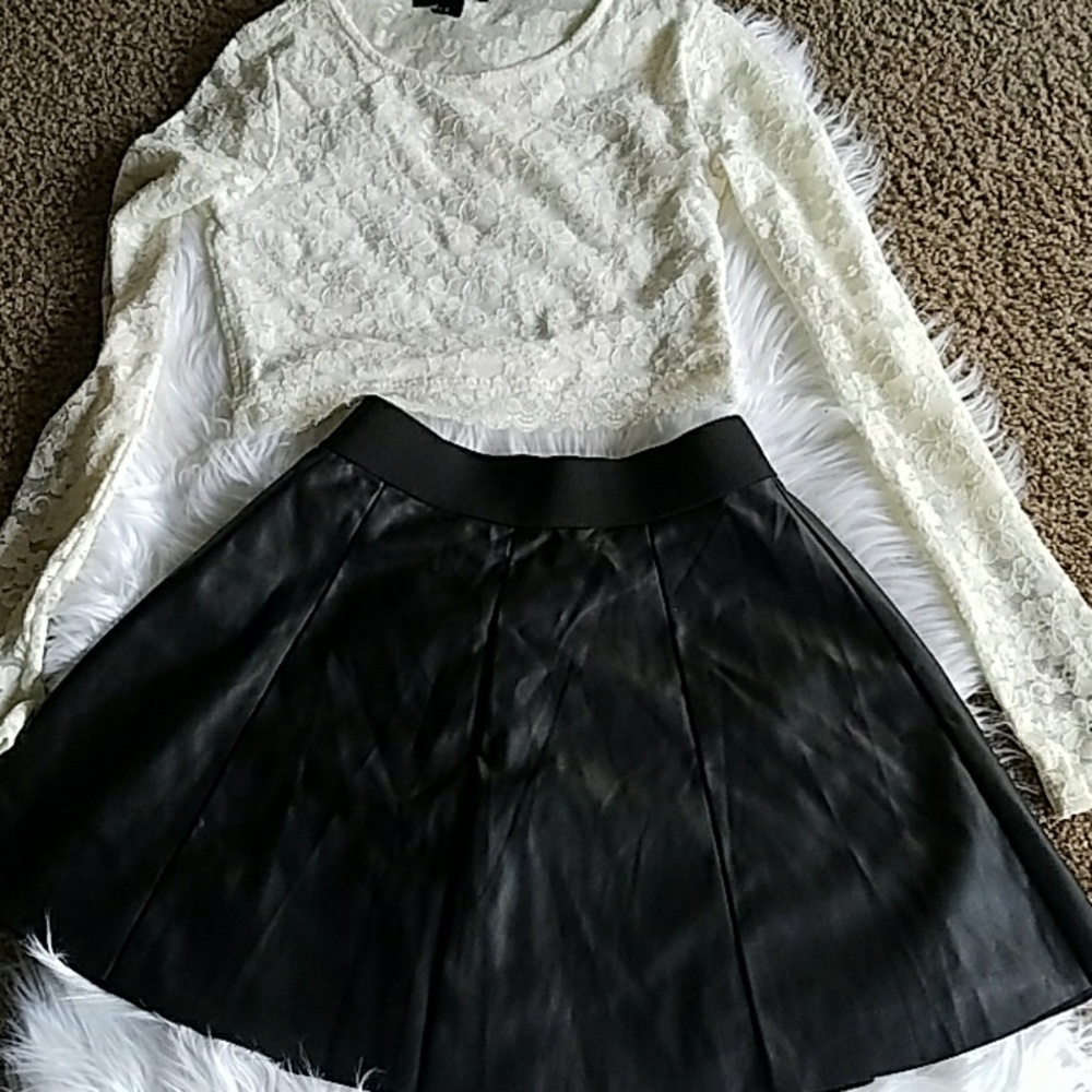 Forever 21 pleather skirt