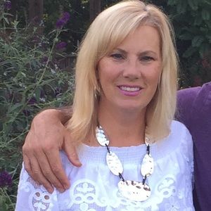 Meet your Posher, Holly