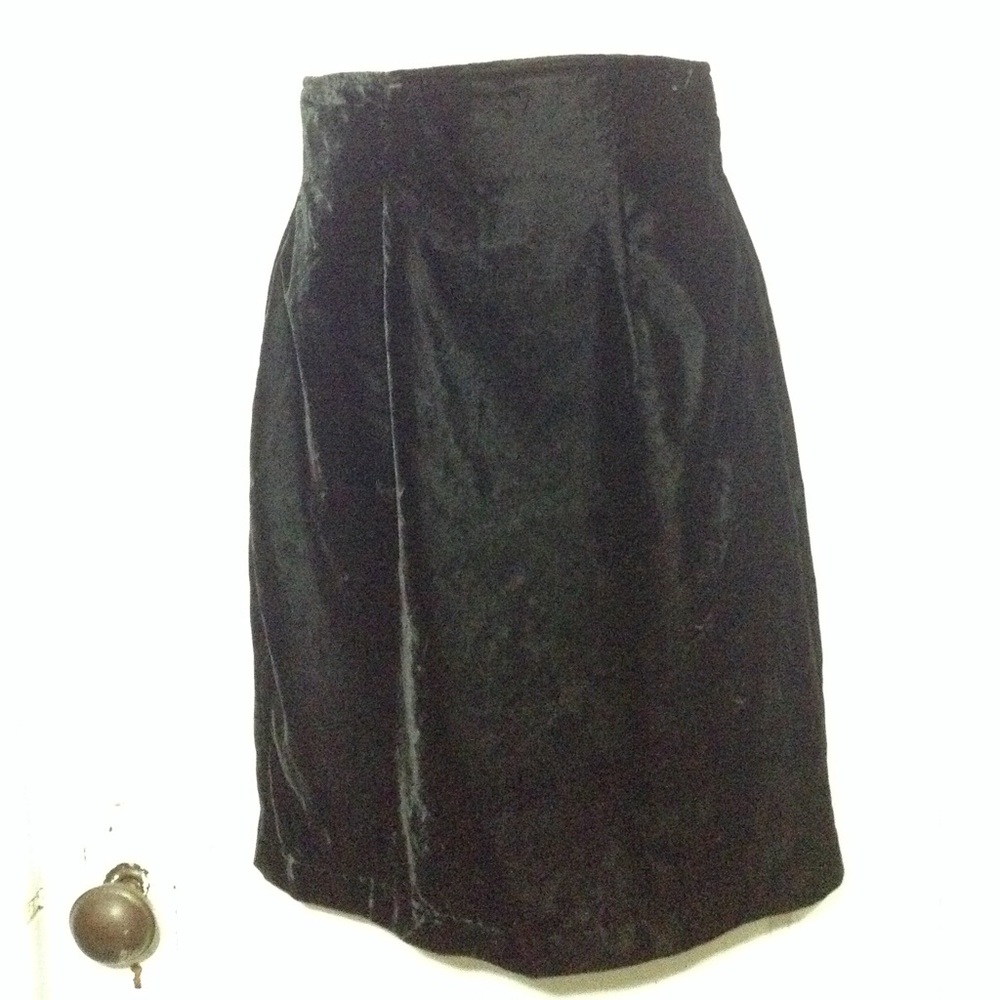 Vtg La Belle Fashions Black Velvet Straight Skirt