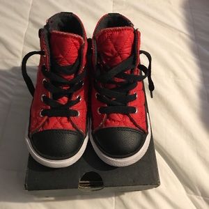 Converse boys toddler 8