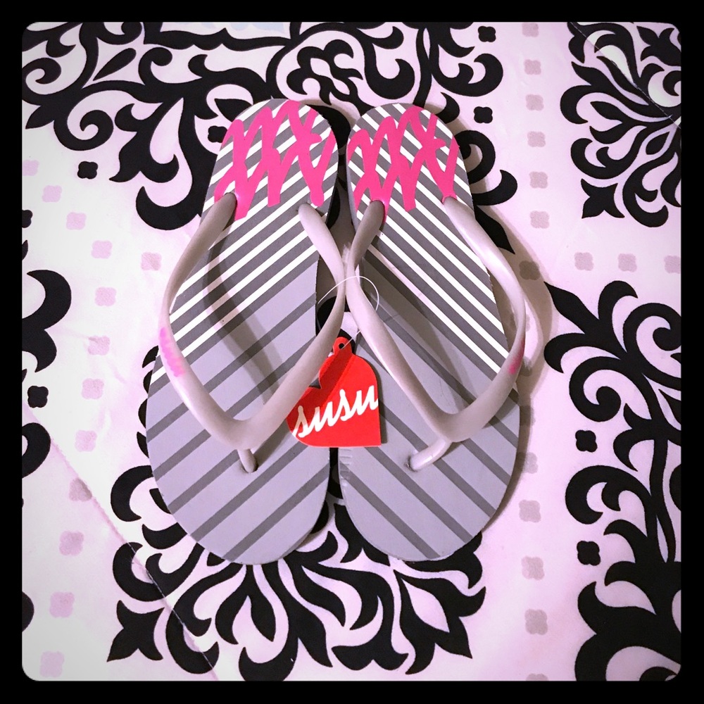 Susu Flip Flops