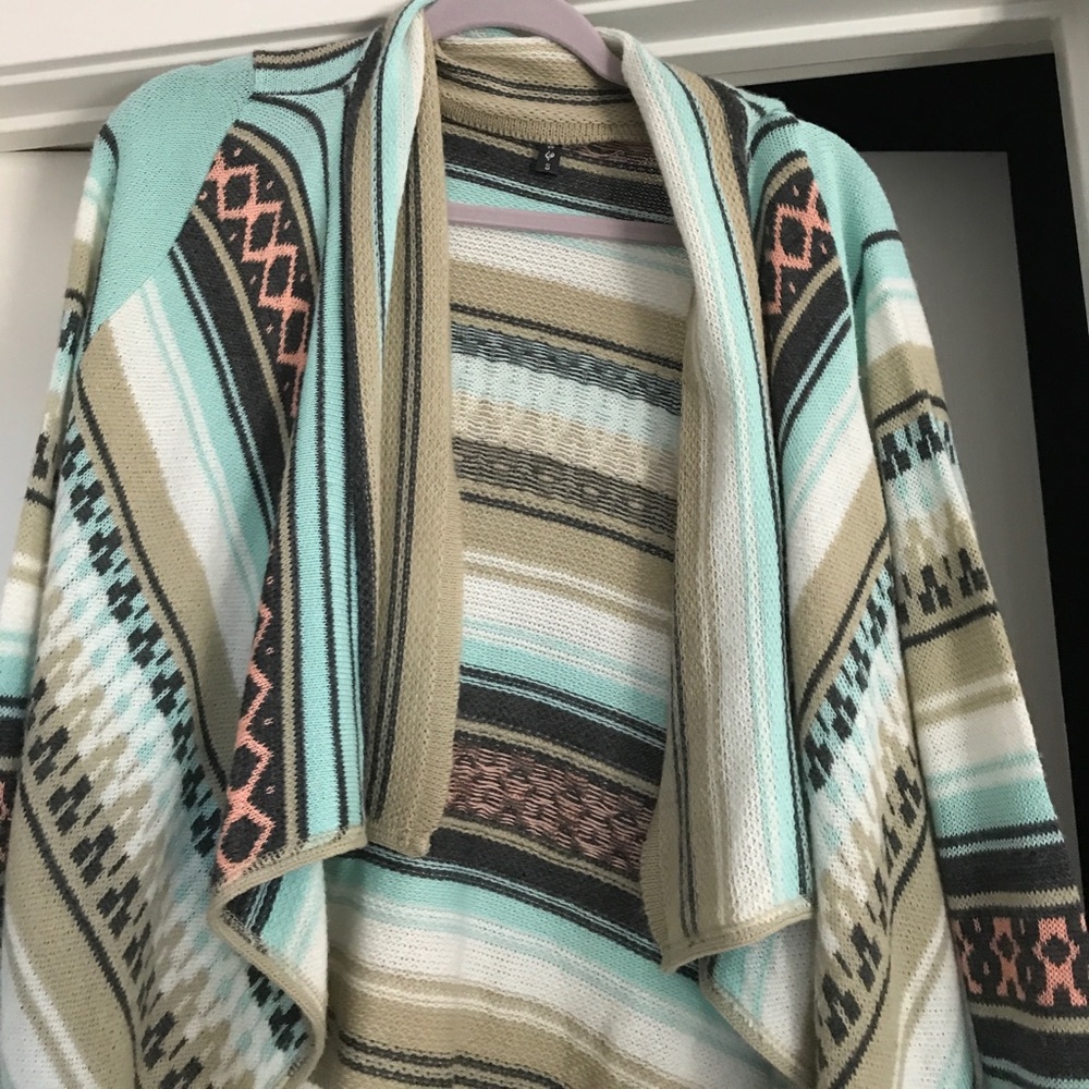 Patterned Sweater - Picture 2 of 2
