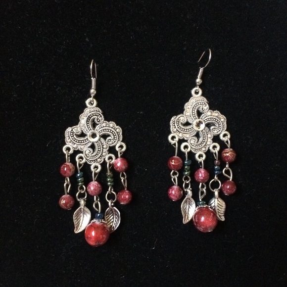 New beaded drop earrings - Picture 3 of 3