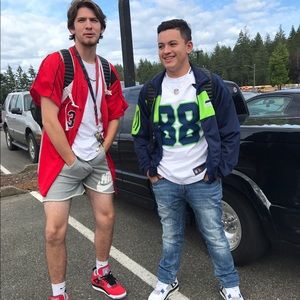 Meet your Posher, Max