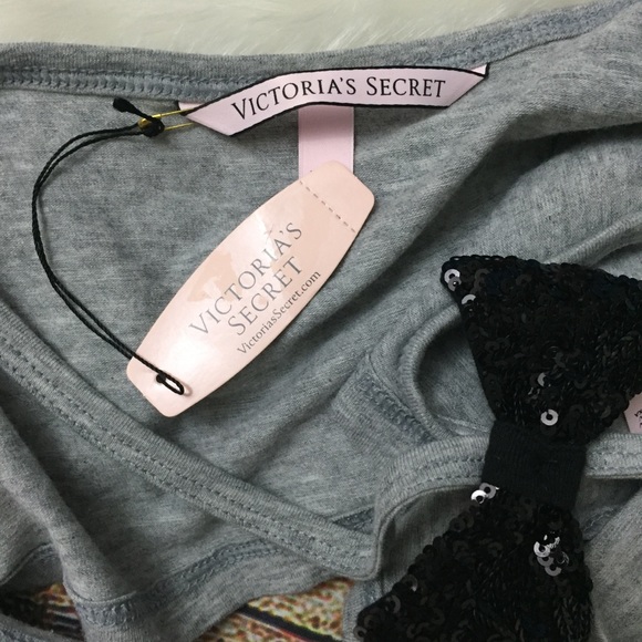 🆕 vs • birthday workout crop top - Picture 3 of 4