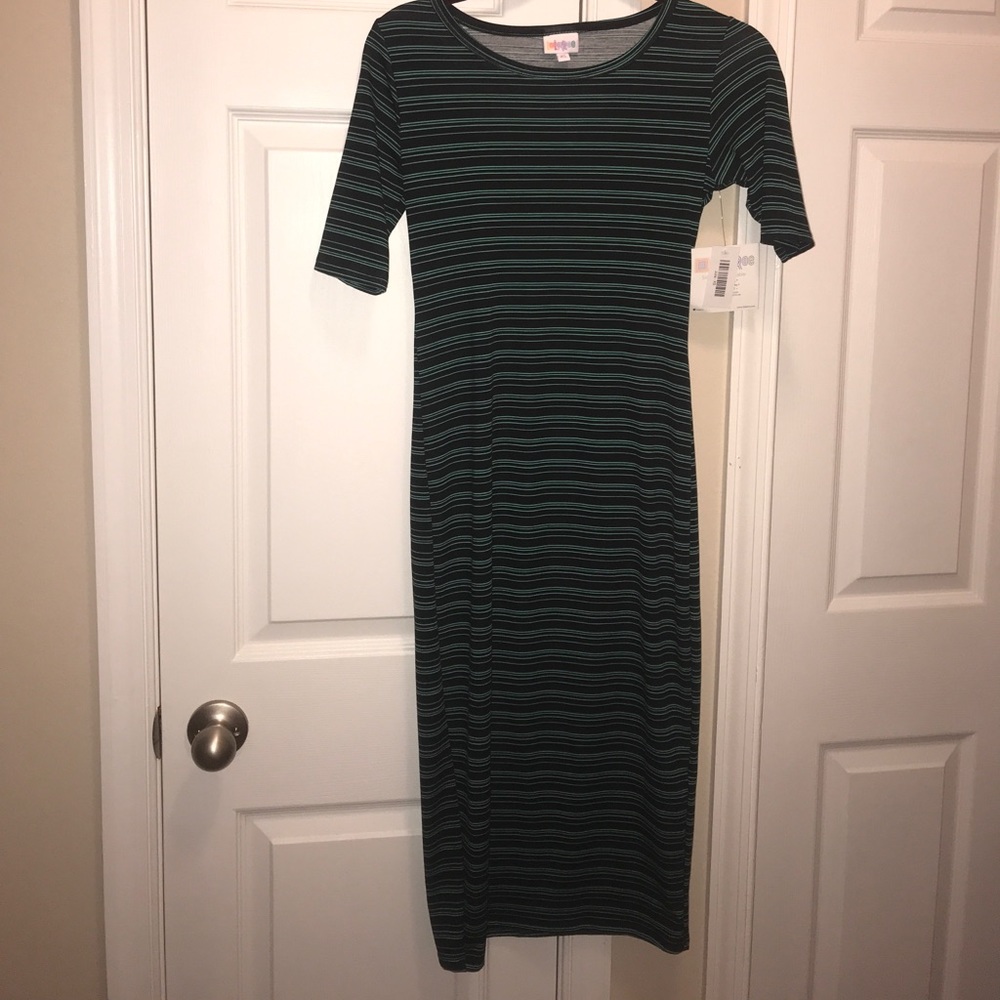 NWT XS LuLaRoe Julia Dress