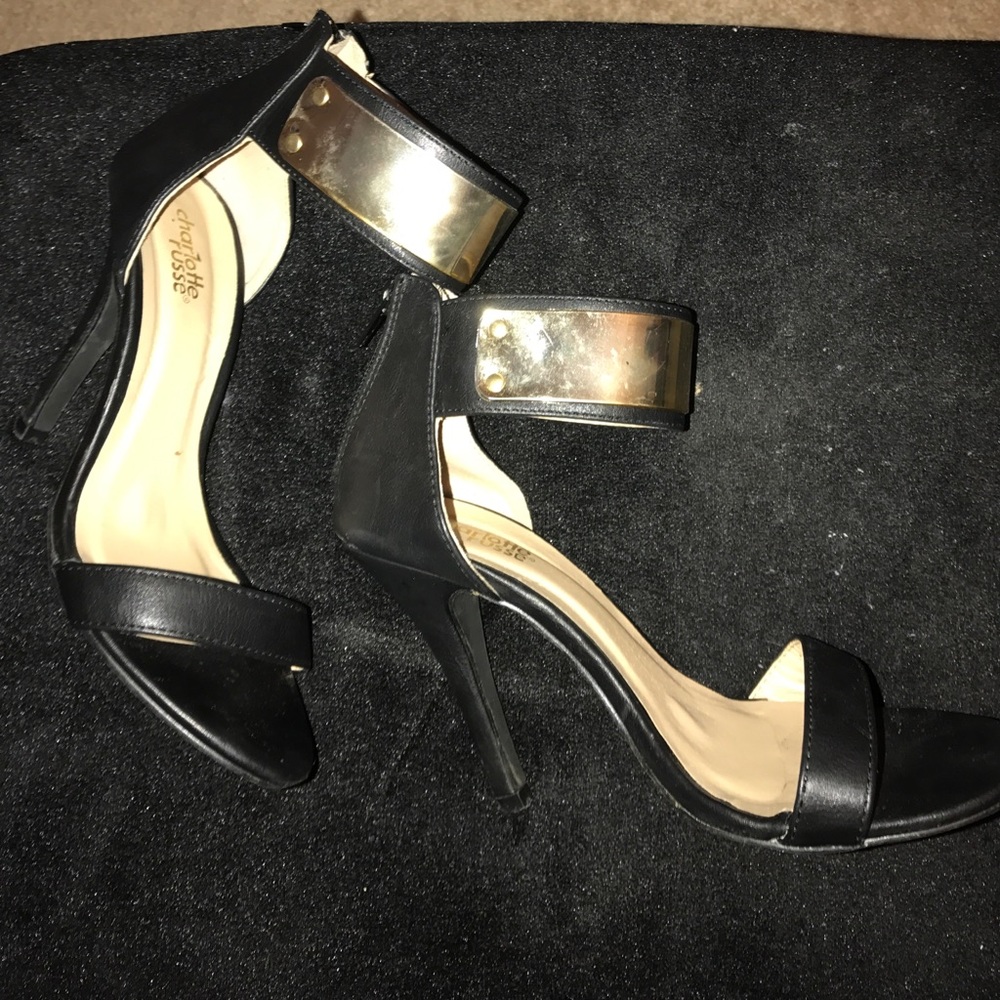 High heels - Picture 2 of 3