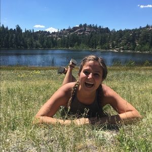 Meet your Posher, Makayla