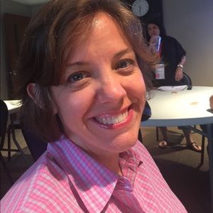 Meet your Posher, Angela