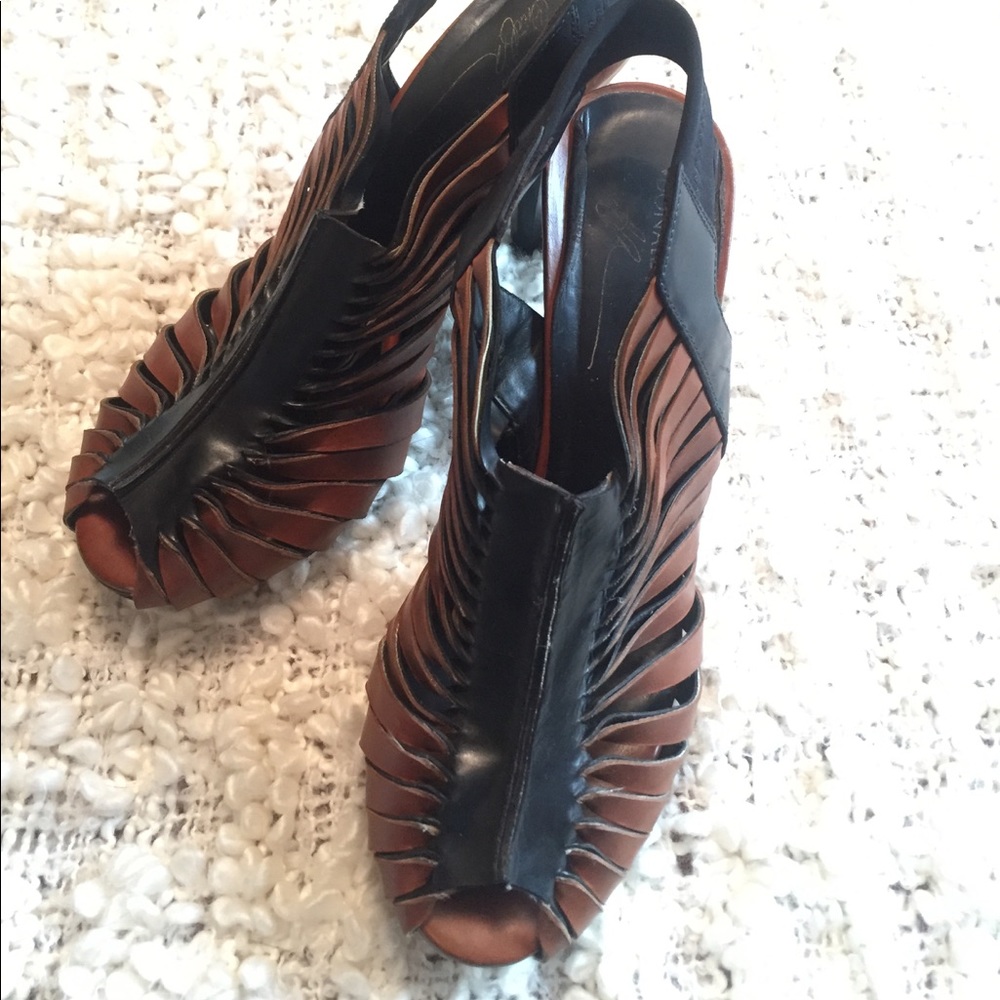 Donald J Pliner Slingback Heels size 8M