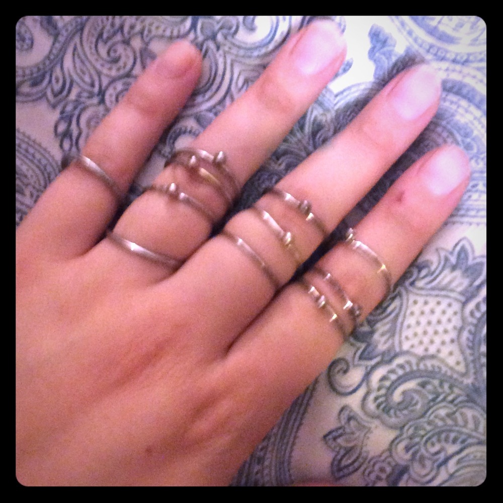 Hipster ring and midi ring set as shown