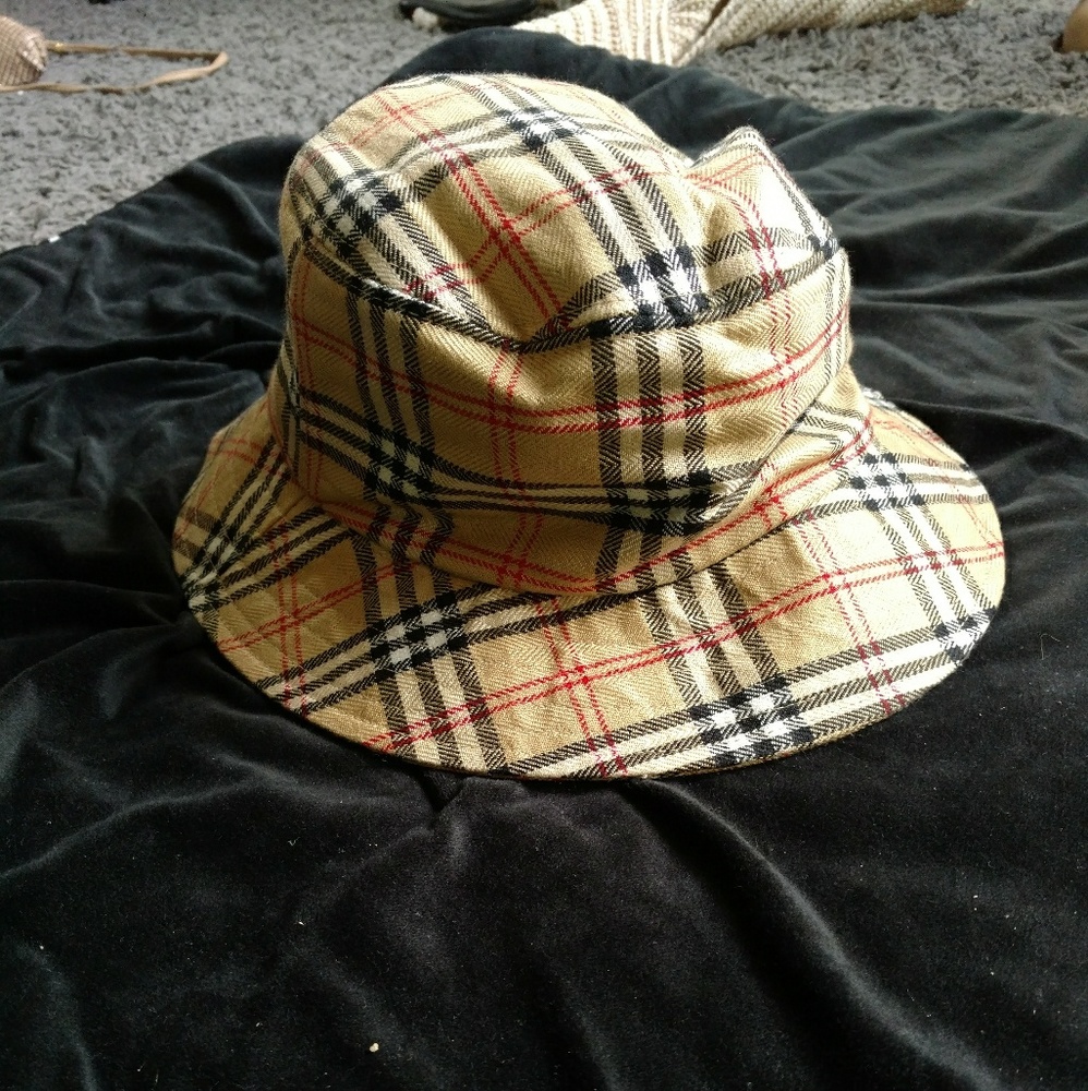 Burberry?? Cute plaid hat