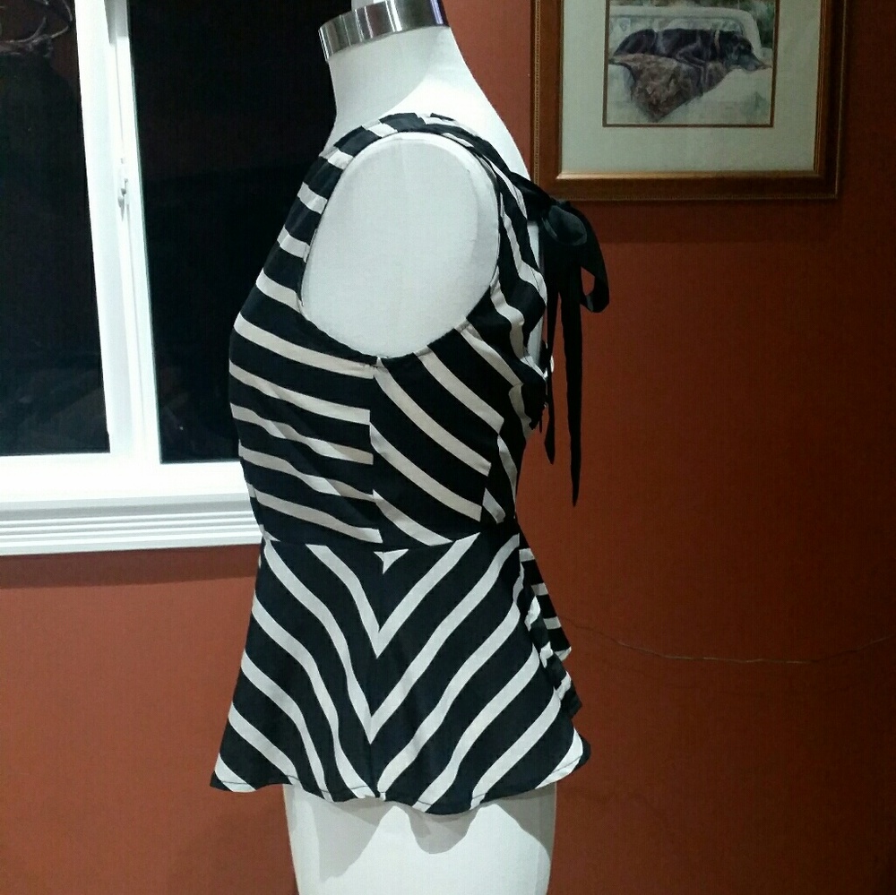 Petticoat Alley black striped blouse - Picture 4 of 6