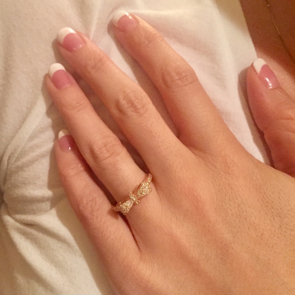 ⚡️2 for 25⚡️ 14k rose gold filled bow knot ring.