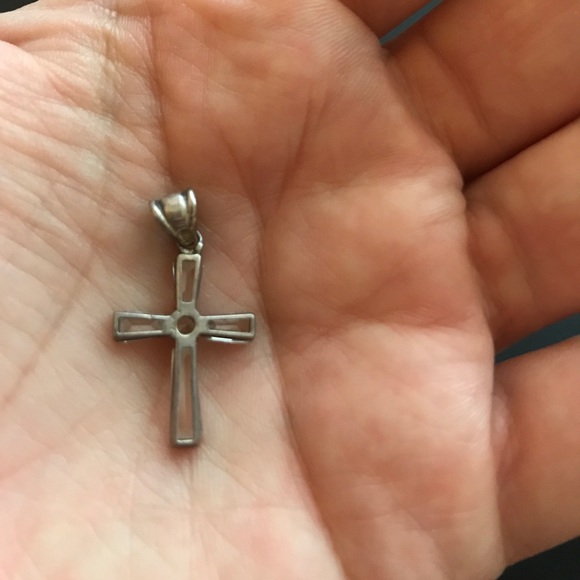 ❌KEEPING❌•Sterling & CZ “Diamond” Cross• - Picture 3 of 8