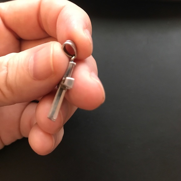 ❌KEEPING❌•Sterling & CZ “Diamond” Cross• - Picture 7 of 8