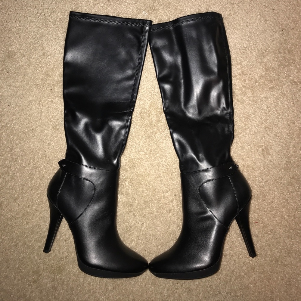 9&CO. Jazra Boots Size 9.5 M Color Black