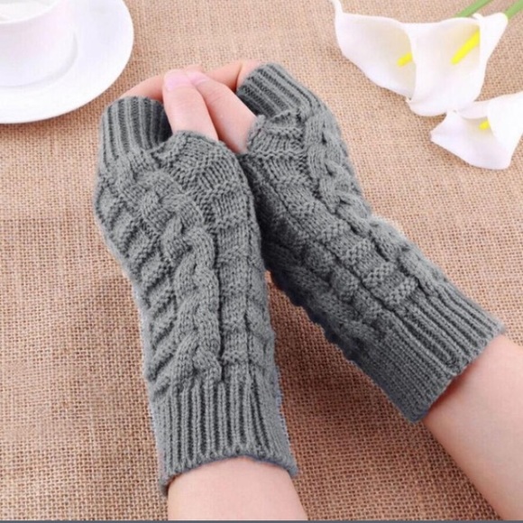Accessories - Polly-KnitFingerlessGloves/HandwarmersHolidayGift