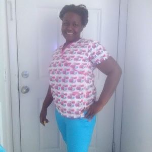 Meet your Posher, Leontta