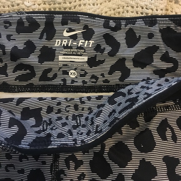 Nike leggings - Picture 3 of 3