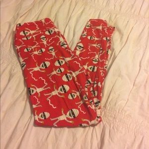 HALLOWEEN. LULAROE ONE SUZE MUMMY LEGGINGS