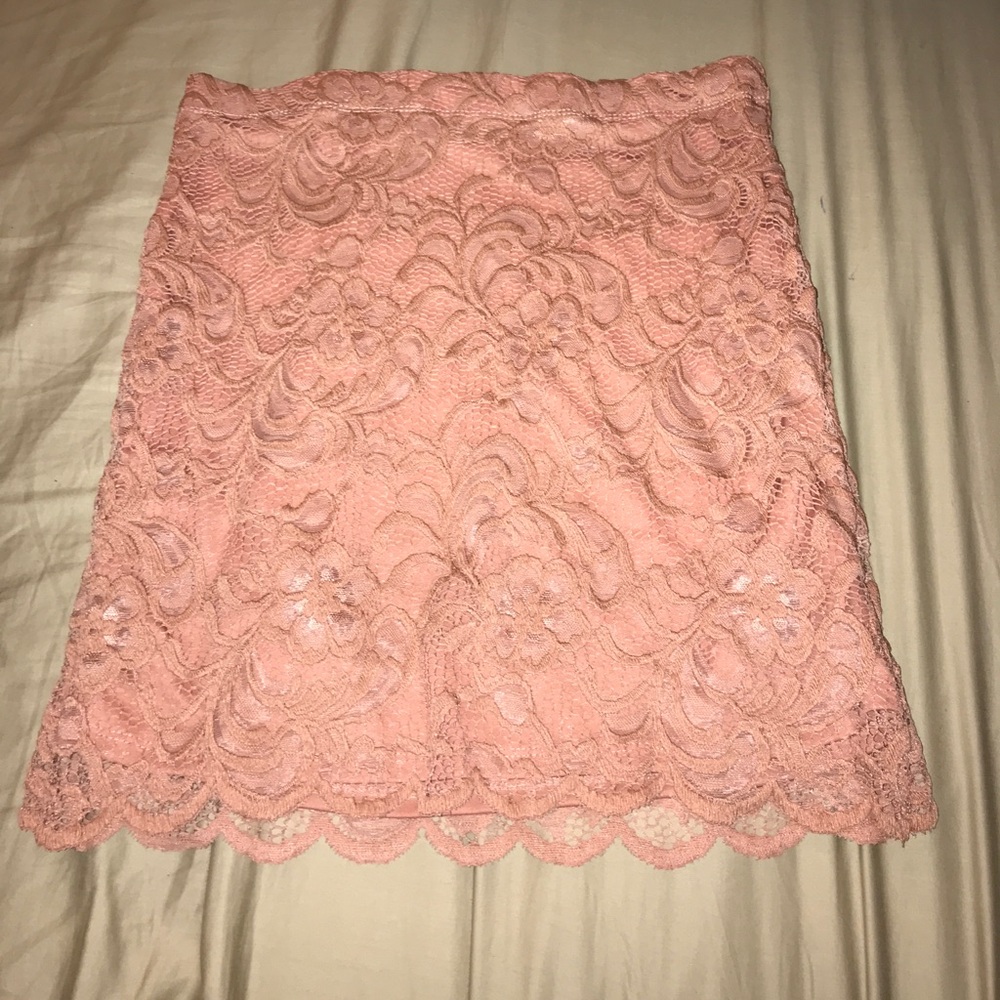 Peach high wasted lace skirt