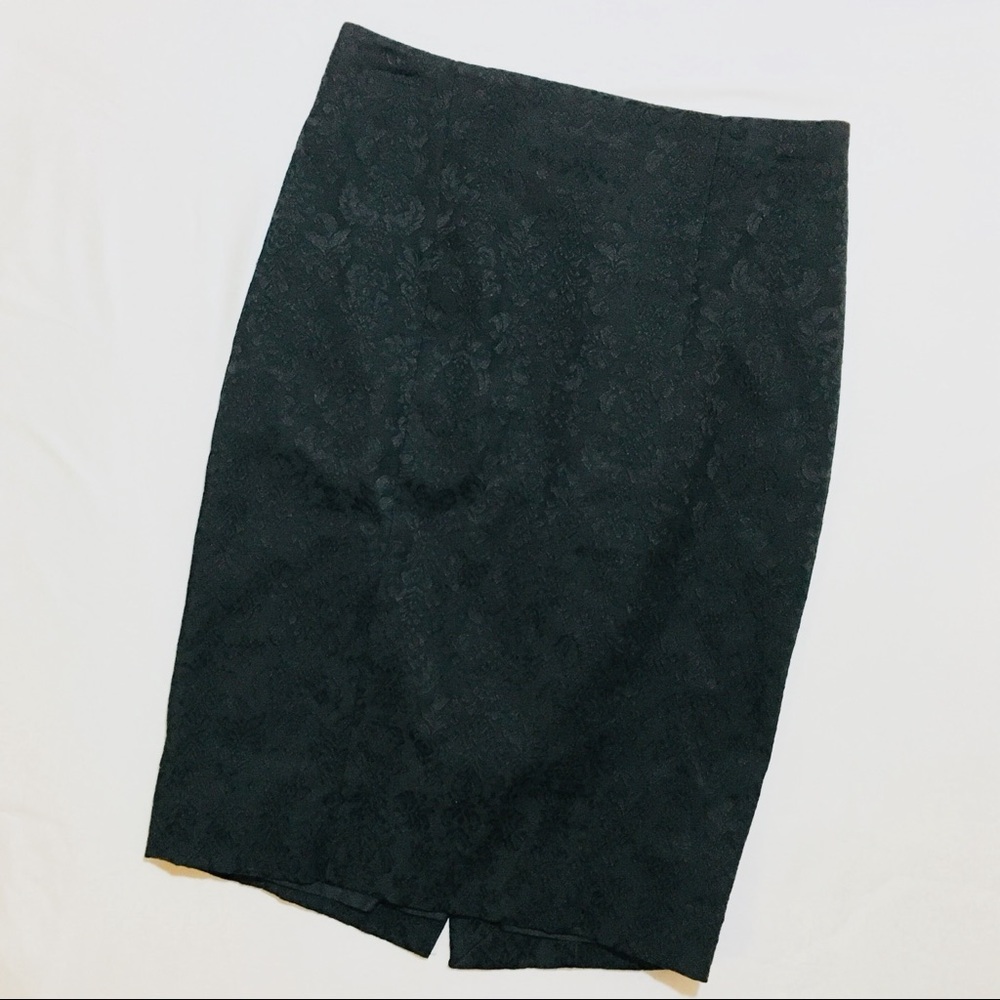 MOSSIMO black patterned pencil skirt