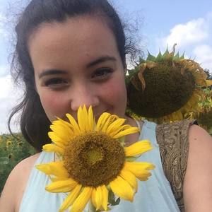 Meet your Posher, Nikki