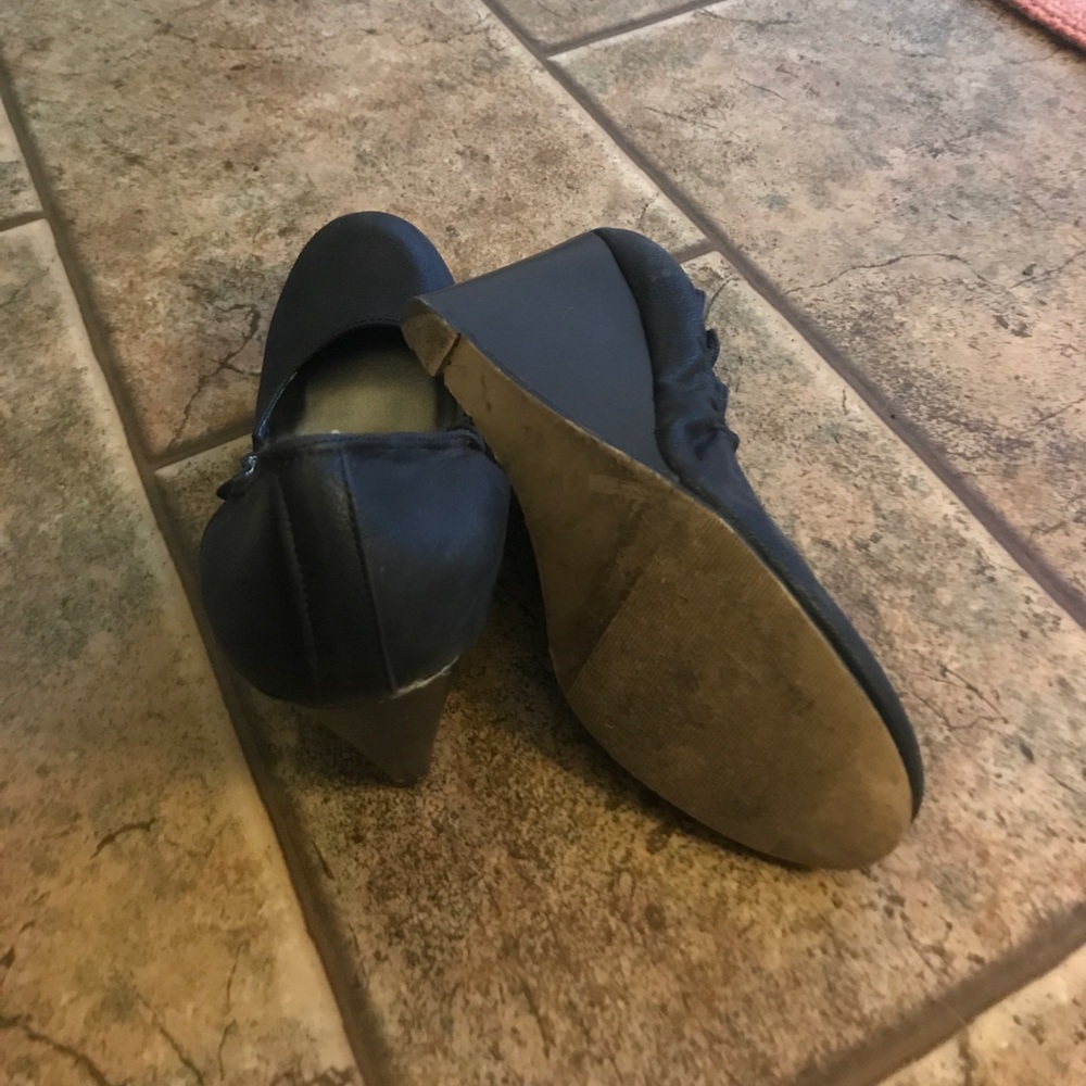 Wedges - Picture 3 of 3