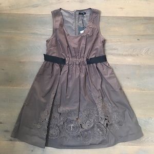 Brown sleeveless cotton dress