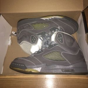 Air Jordan Retro Wolf Grey 5s