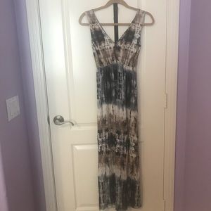 Maxi tie-dye dress