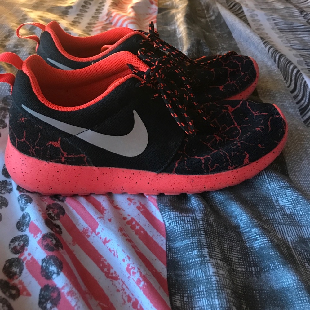 Nike Roshe Shoes