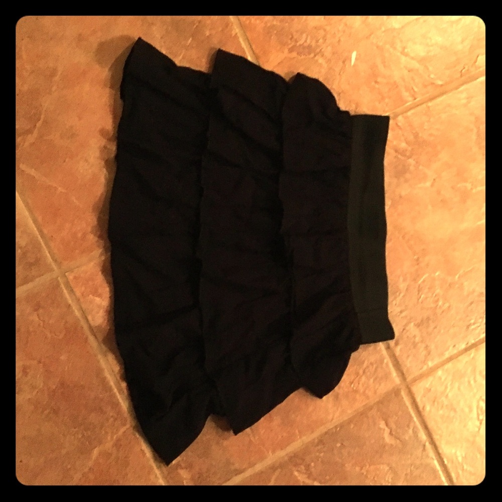Ruffled black skirt with waste band